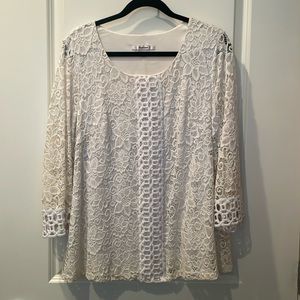 TanJay white lace long sleeve blouse.